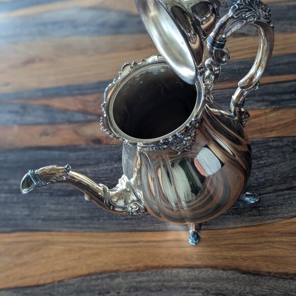 Vintage Baroque by Wallace Silver Plate Tea Pot - Picture 5 of 11